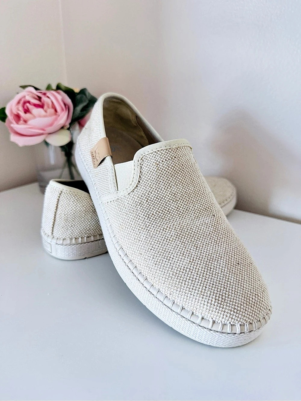 UGG Giselle Woven Slip-On Sneakers Cream US 7.5